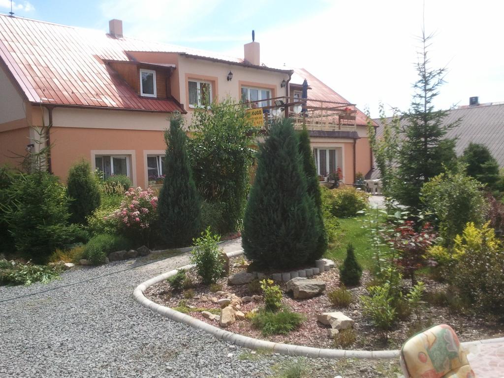 Penzion Hugo Sedlec-Prcice Exterior photo
